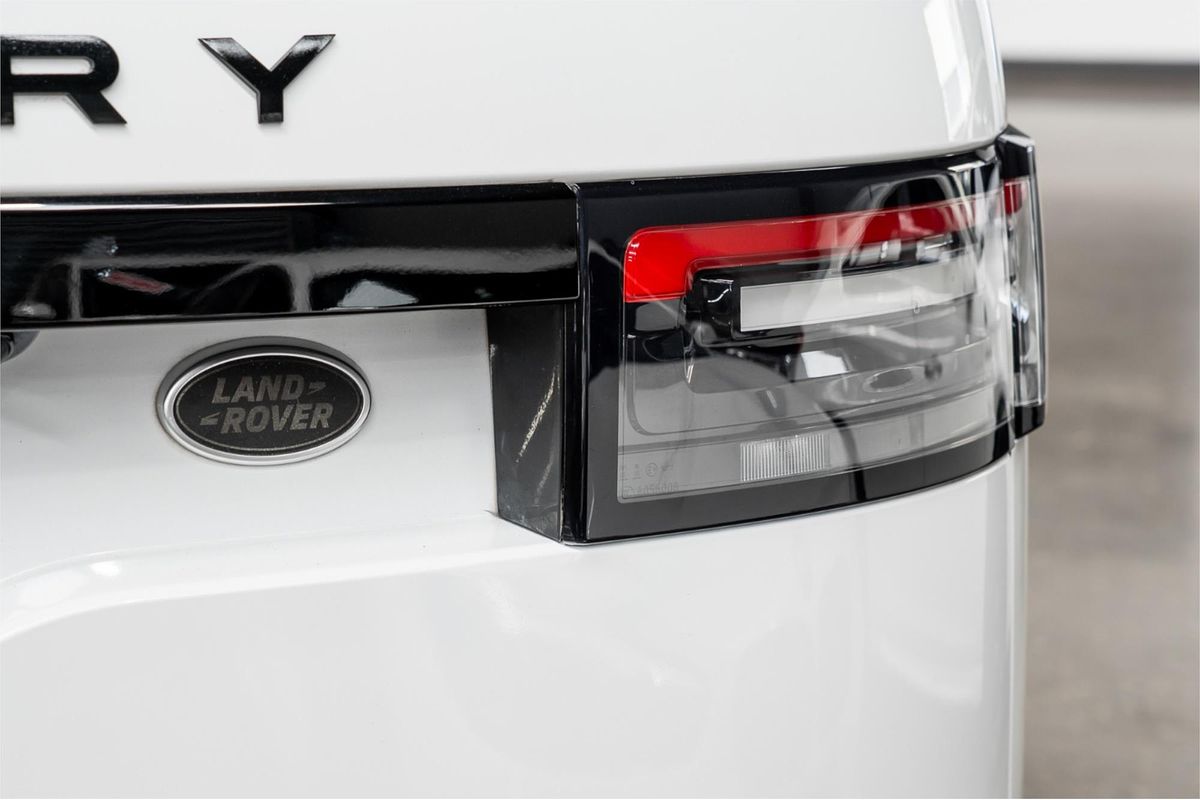 2017 Land Rover Discovery SD4 SE Series 5