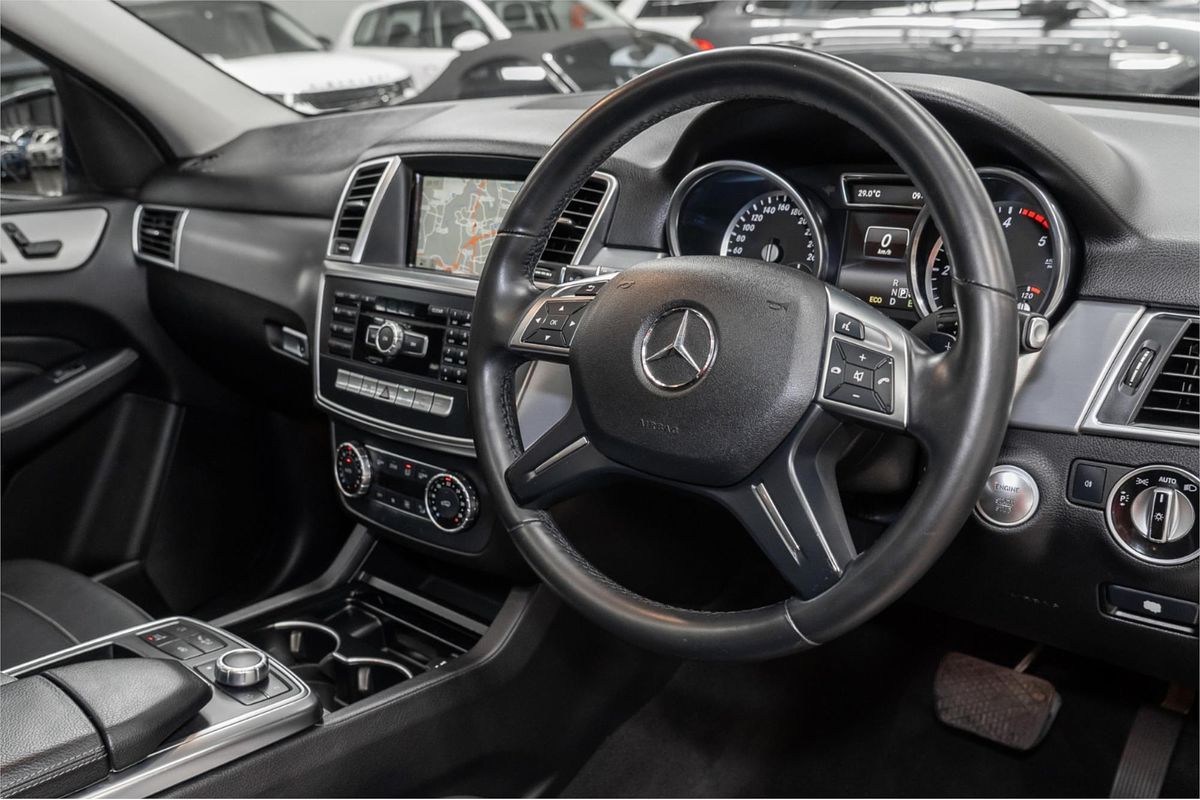 2015 Mercedes-Benz M-Class ML250 BlueTEC W166