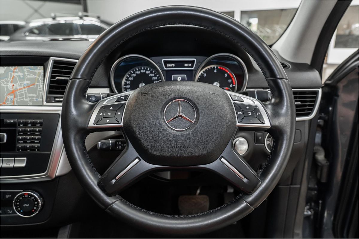 2015 Mercedes-Benz M-Class ML250 BlueTEC W166