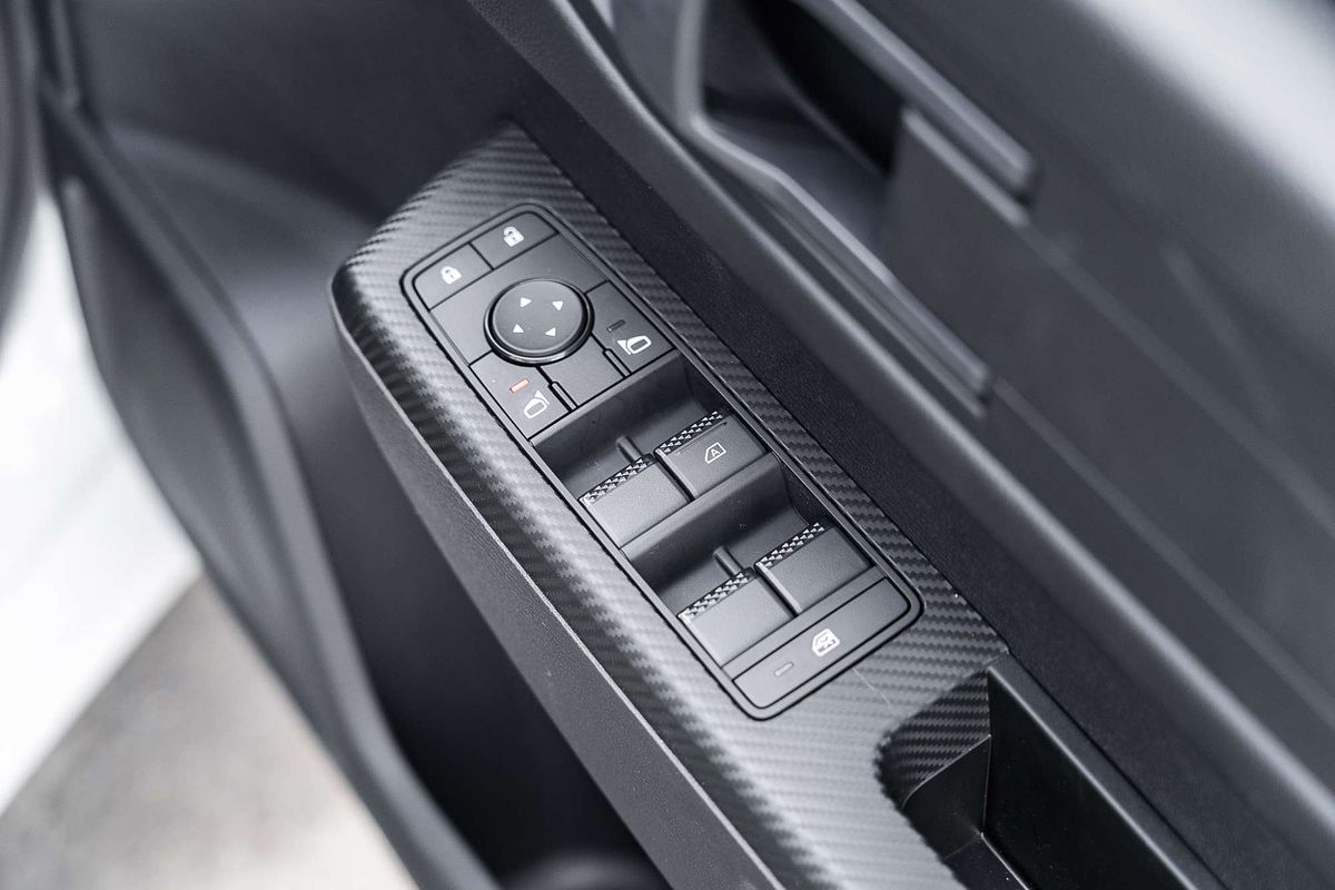 2024 Mitsubishi Triton GLX-R MV 4X4