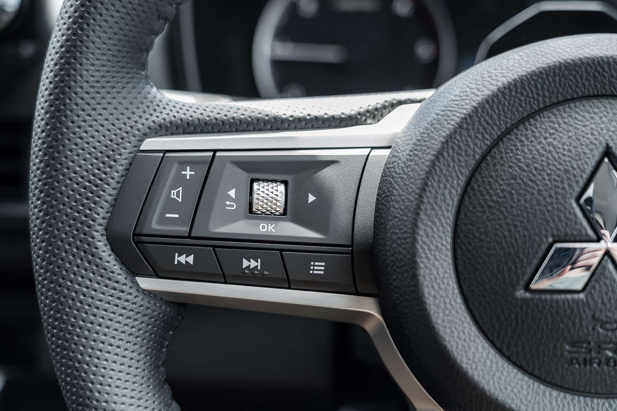 2024 Mitsubishi Triton GLX-R MV 4X4