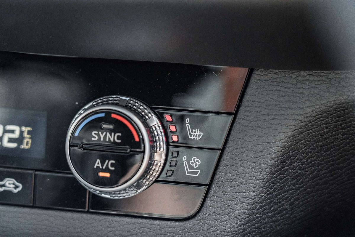 2024 Mitsubishi Triton GLX-R MV 4X4