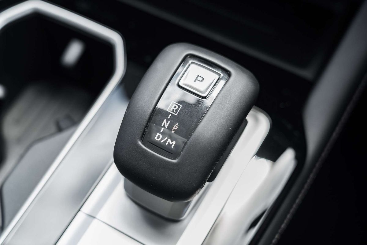 2025 Mitsubishi Outlander Exceed ZM