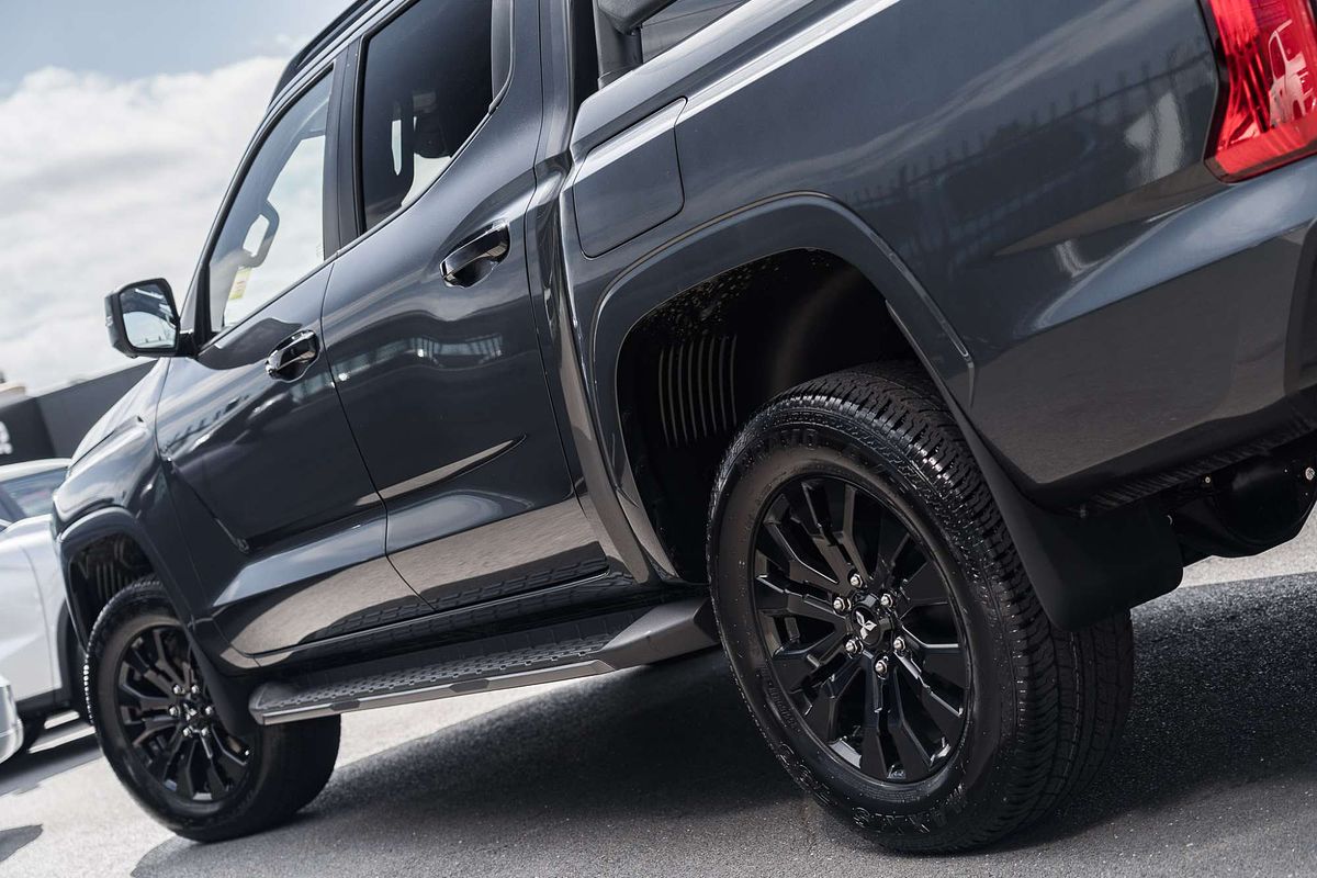 2025 Mitsubishi Triton GSR MV