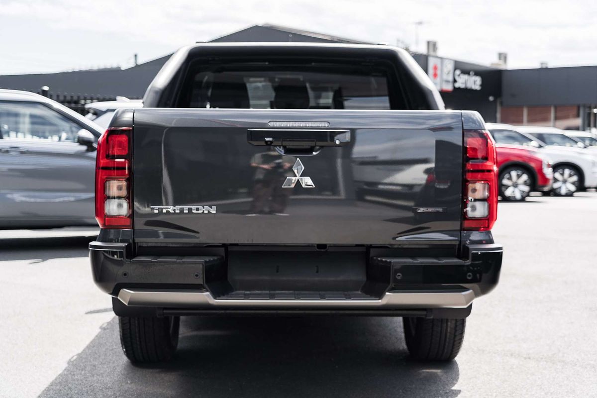 2025 Mitsubishi Triton GSR MV