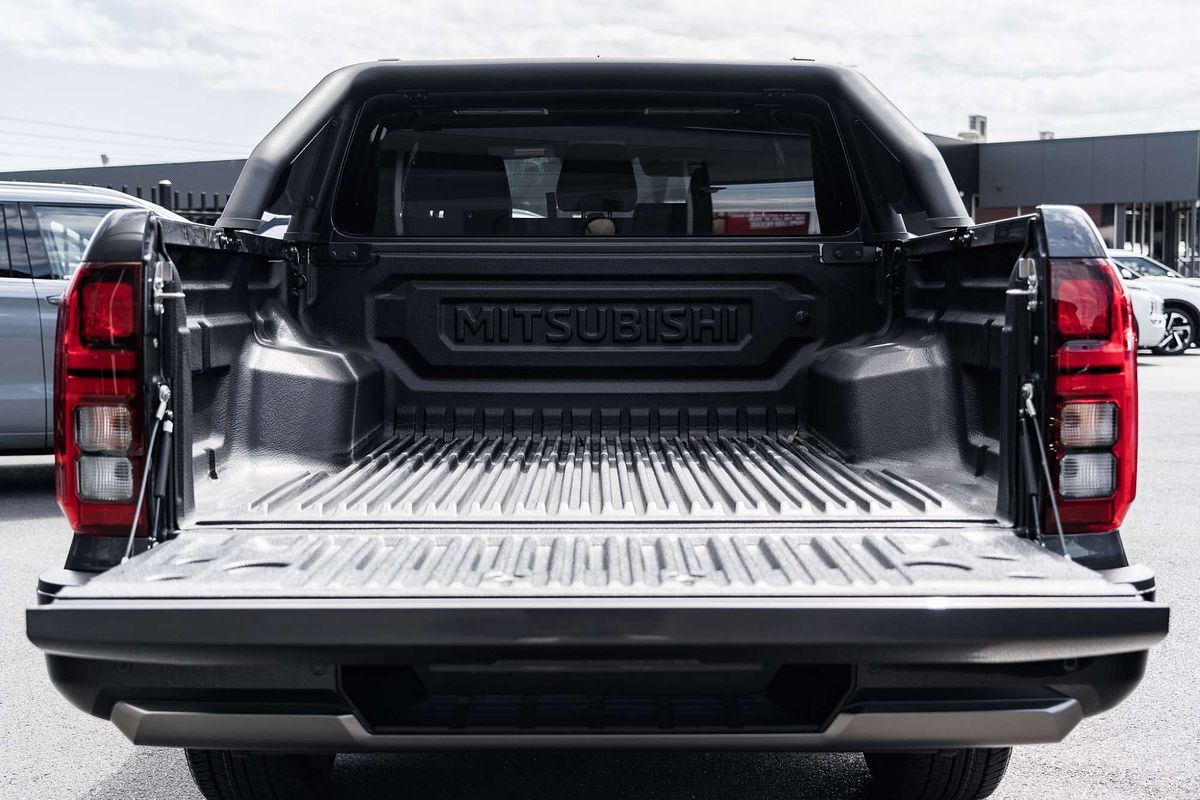 2025 Mitsubishi Triton GSR MV