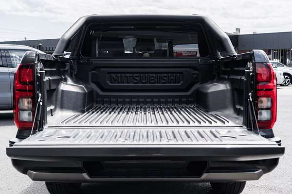 2025 Mitsubishi Triton GSR MV