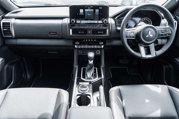 2025 Mitsubishi Triton GSR MV