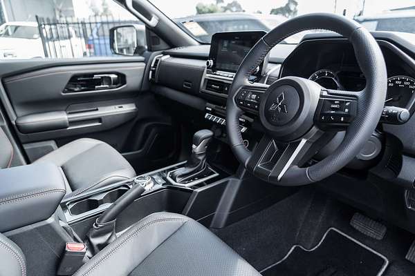 2025 Mitsubishi Triton GSR MV