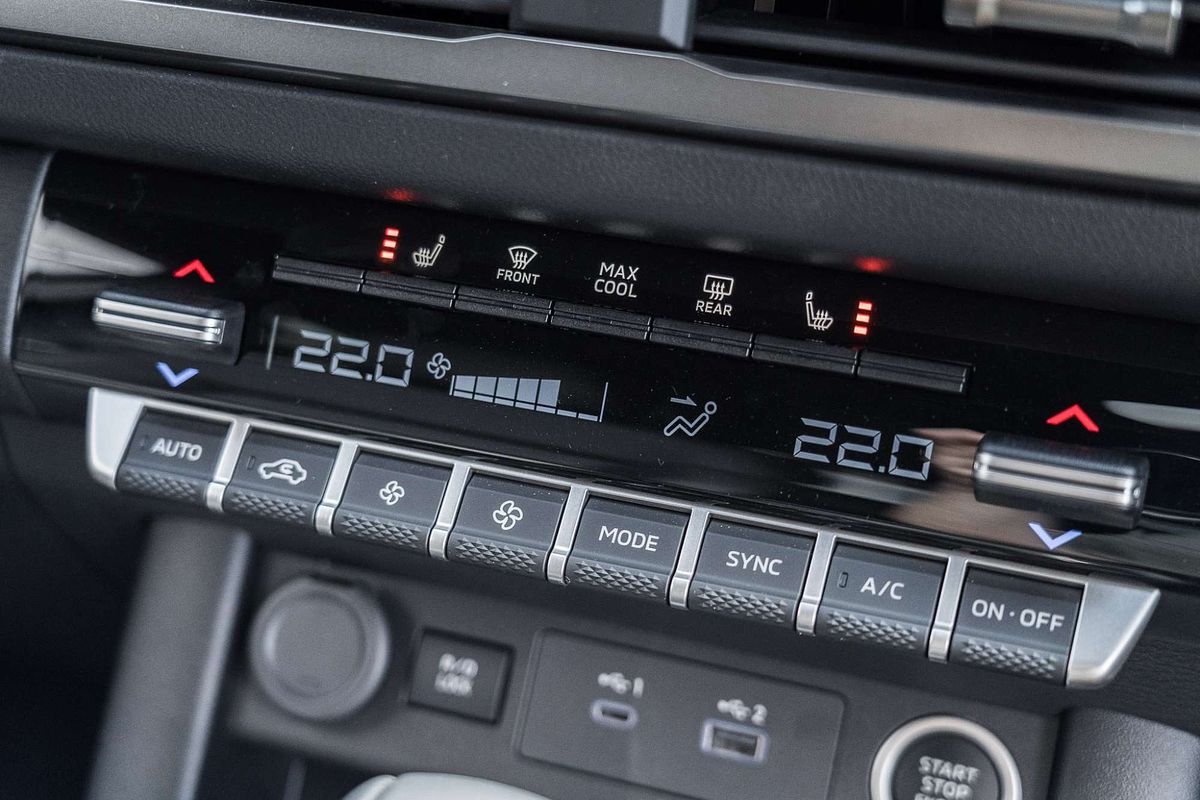 2025 Mitsubishi Triton GSR MV