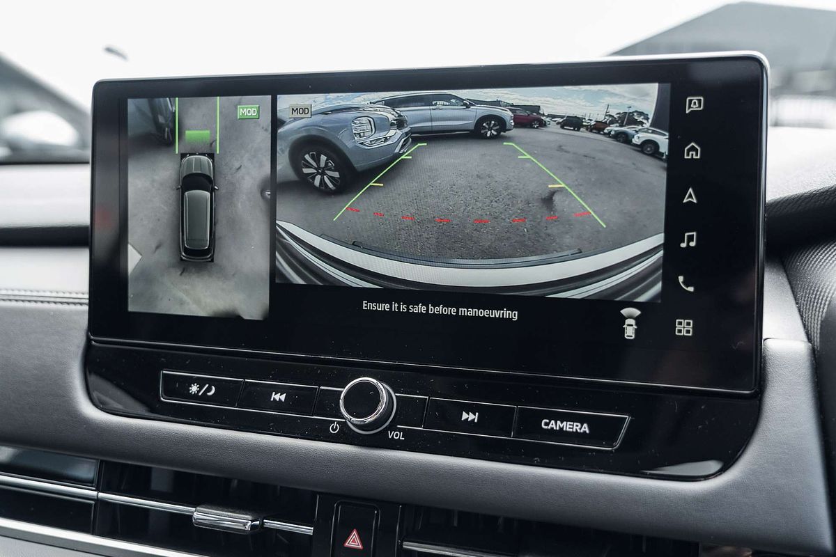 2025 Mitsubishi Outlander ES ZM