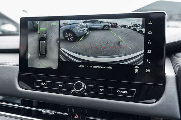 2025 Mitsubishi Outlander ES ZM