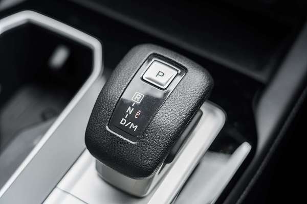 2025 Mitsubishi Outlander ES ZM