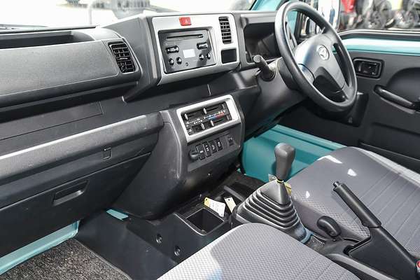 2018 Daihatsu Hi-Jet