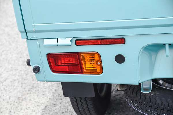 2018 Daihatsu Hi-Jet