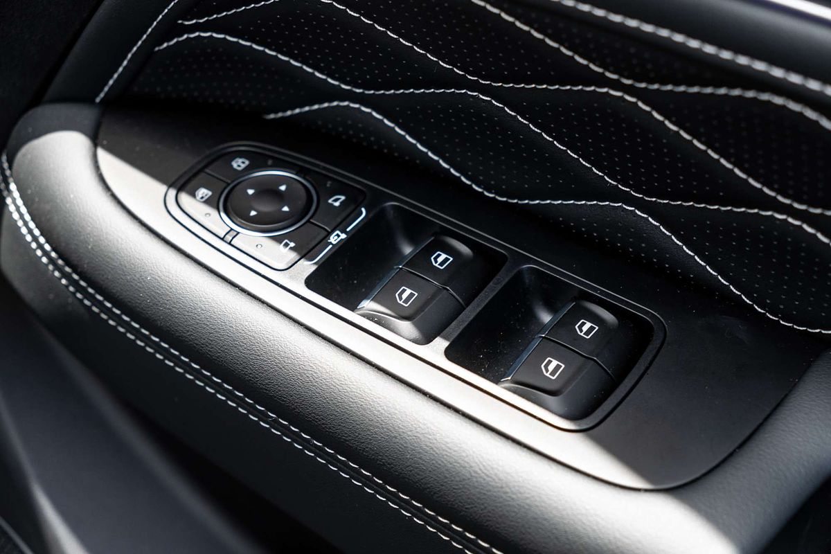 2025 GWM Tank 300 Ultra P01