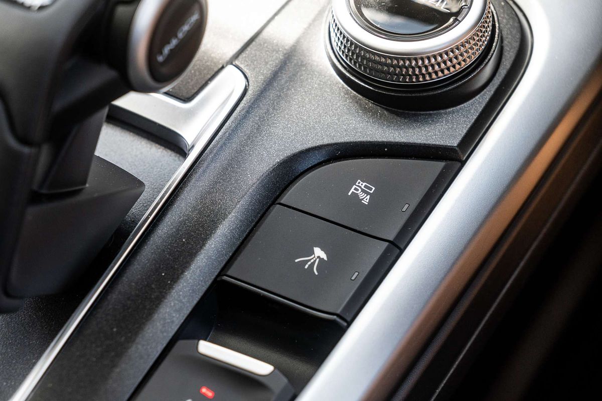 2025 GWM Tank 300 Ultra P01