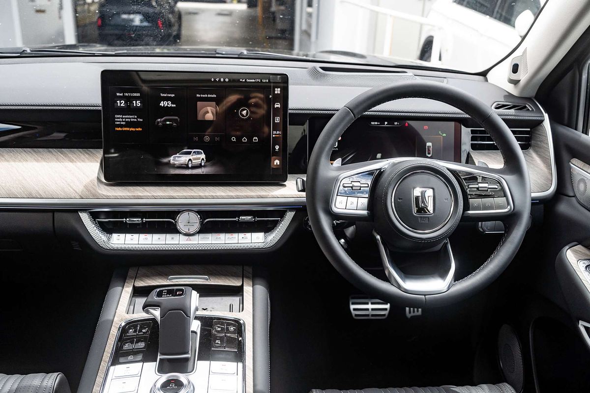 2025 GWM Tank 500 Vanta Hybrid P03