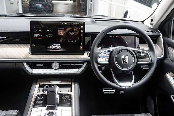 2025 GWM Tank 500 Vanta Hybrid P03