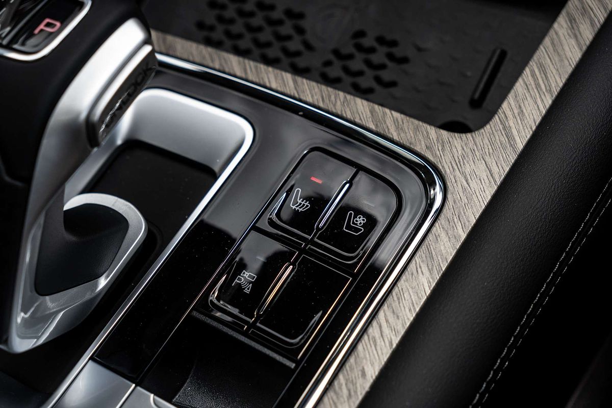 2025 GWM Tank 500 Vanta Hybrid P03