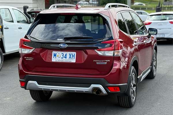 2022 Subaru Forester Hybrid L S5