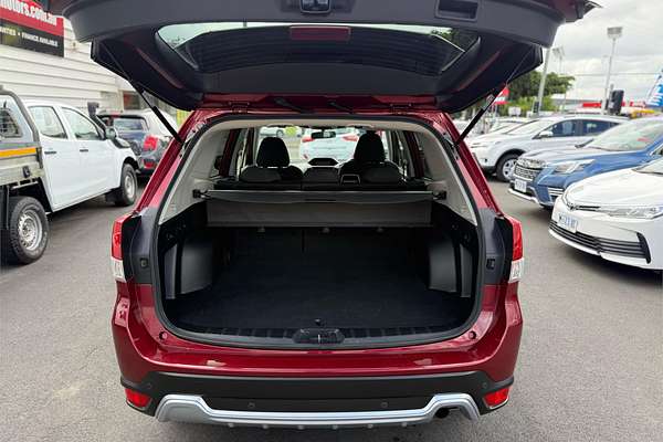 2022 Subaru Forester Hybrid L S5