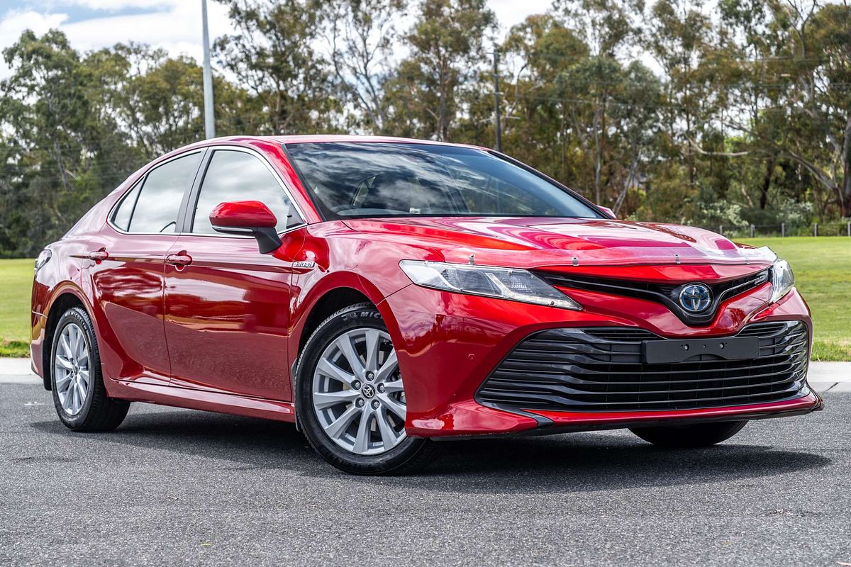 2020 Toyota Camry Ascent AXVH70R