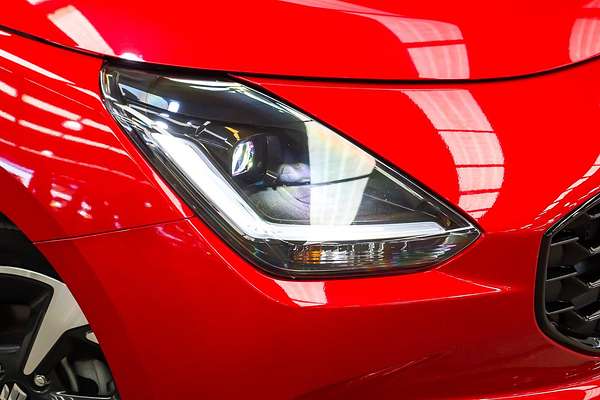 2024 Suzuki Swift Hybrid GLX UZ