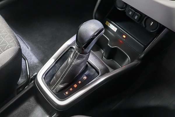 2024 Suzuki Swift Hybrid GLX UZ