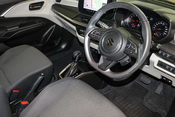 2024 Suzuki Swift Hybrid GLX UZ