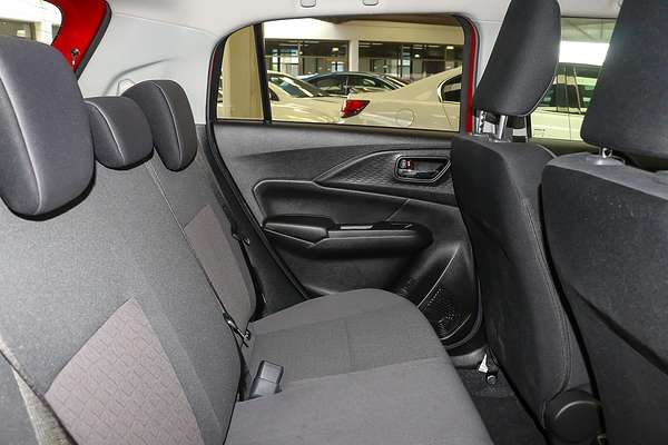 2024 Suzuki Swift Hybrid GLX UZ