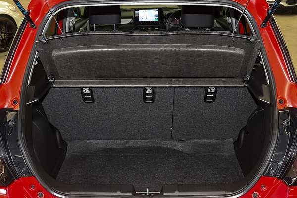 2024 Suzuki Swift Hybrid GLX UZ