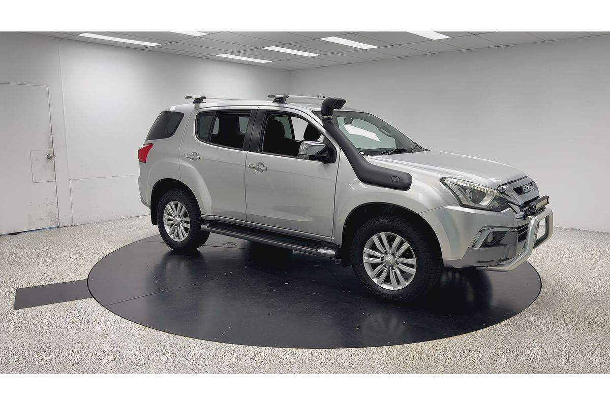 2017 Isuzu MU-X LS-U