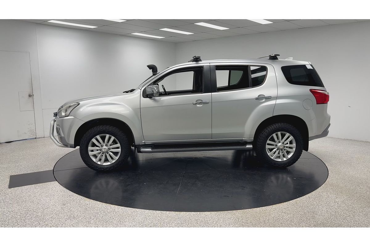 2017 Isuzu MU-X LS-U