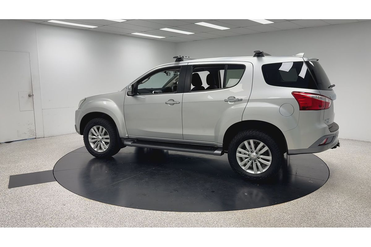 2017 Isuzu MU-X LS-U