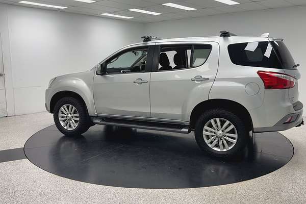 2017 Isuzu MU-X LS-U