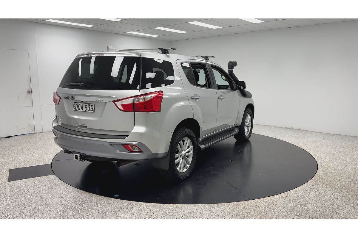 2017 Isuzu MU-X LS-U