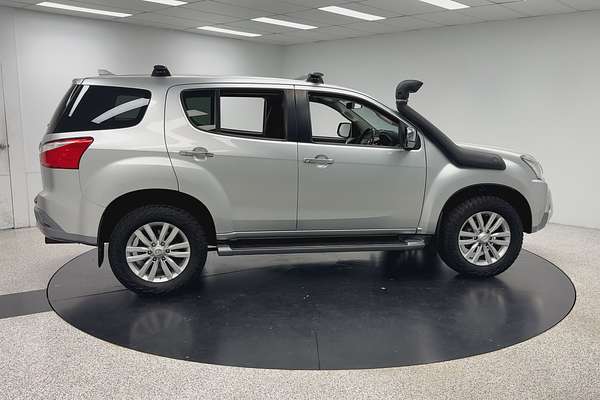 2017 Isuzu MU-X LS-U