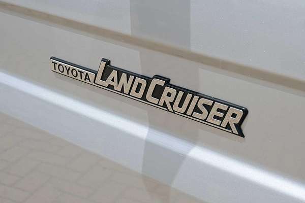 2021 Toyota Landcruiser GXL VDJ76R