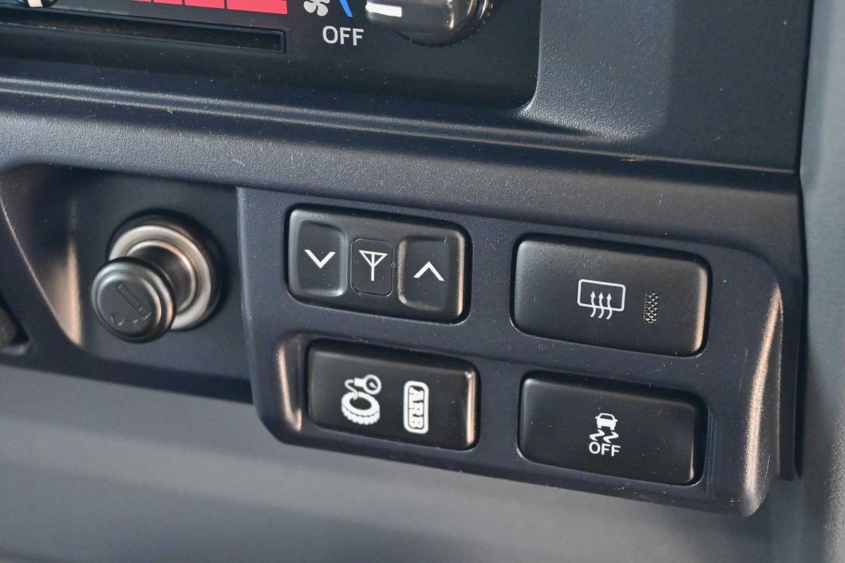 2021 Toyota Landcruiser GXL VDJ76R