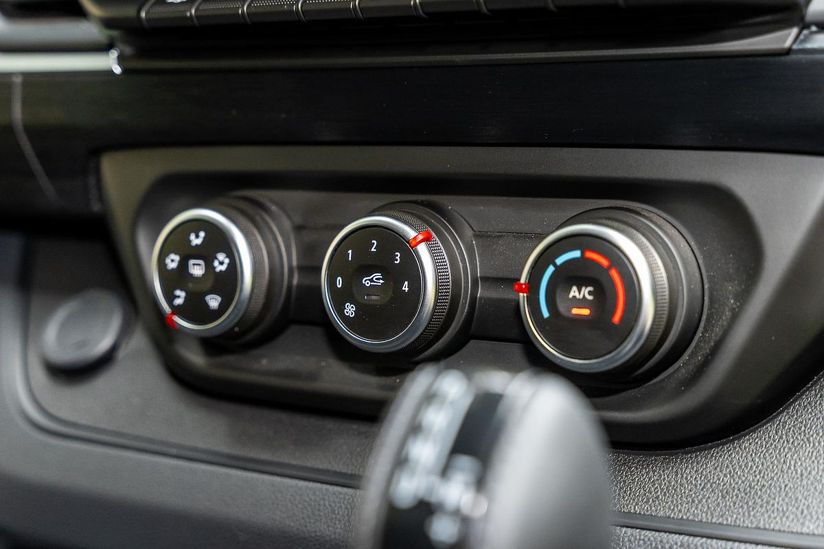 2024 Renault Trafic Premium X82 SWB Low Roof