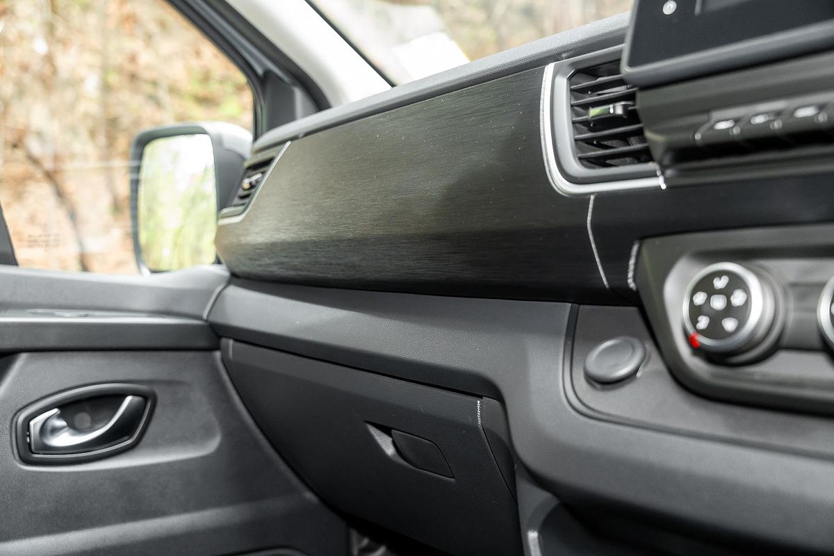 2024 Renault Trafic Premium X82 SWB Low Roof