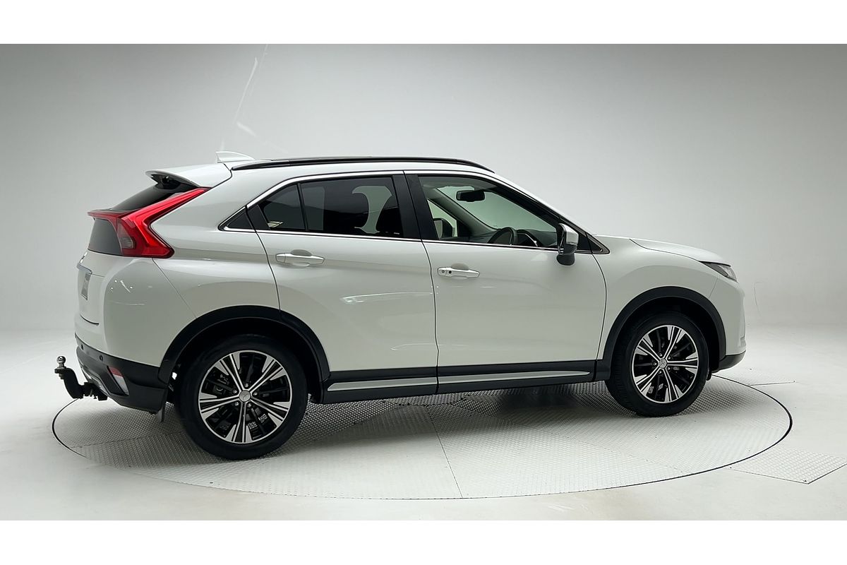 2017 Mitsubishi Eclipse Cross Exceed YA