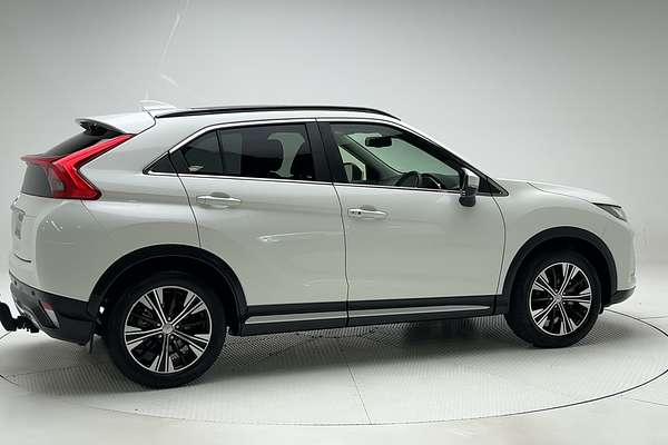 2017 Mitsubishi Eclipse Cross Exceed YA