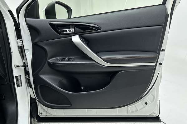 2017 Mitsubishi Eclipse Cross Exceed YA