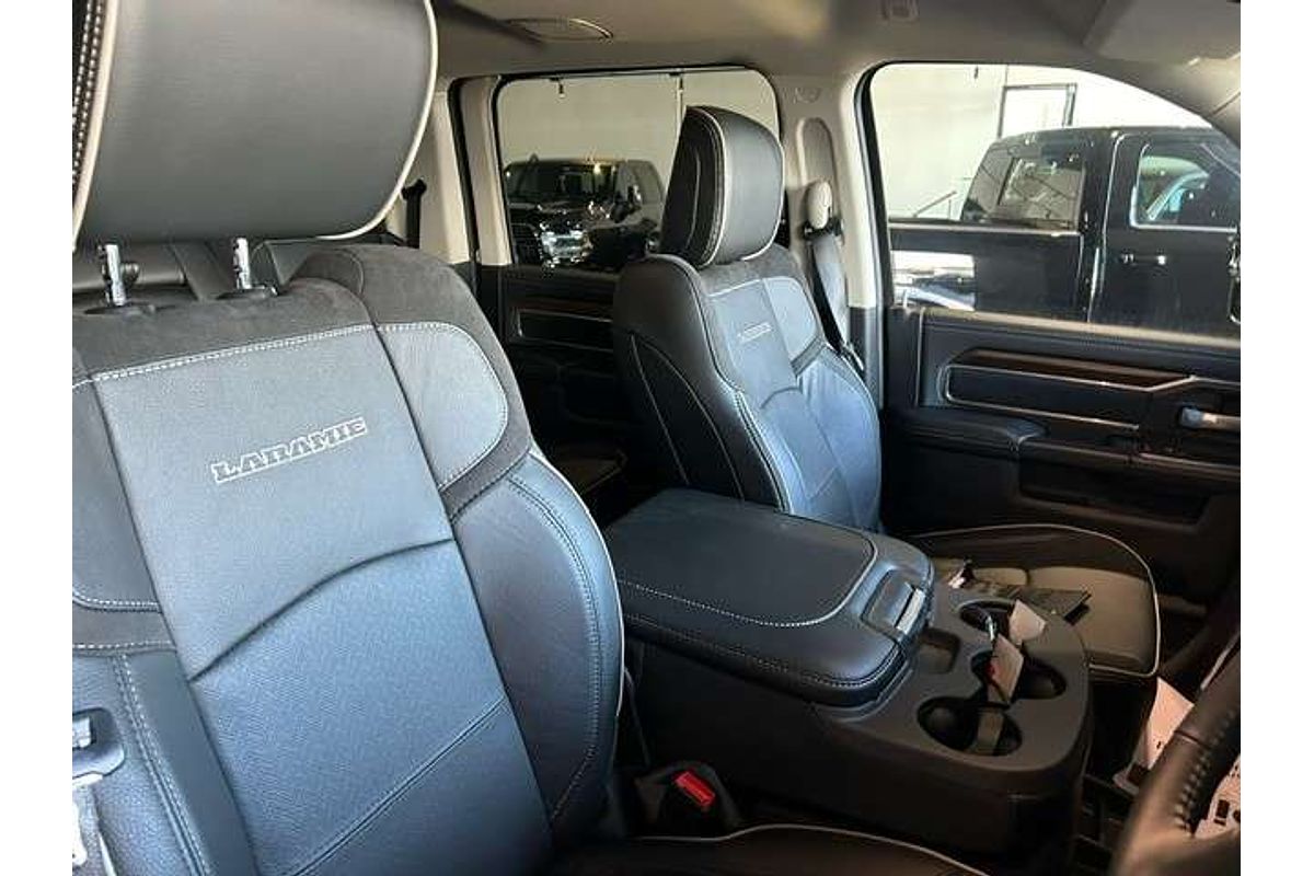 2024 RAM 2500 Laramie DJ 4X4