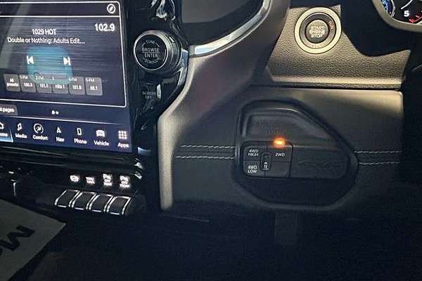 2024 RAM 2500 Laramie DJ 4X4