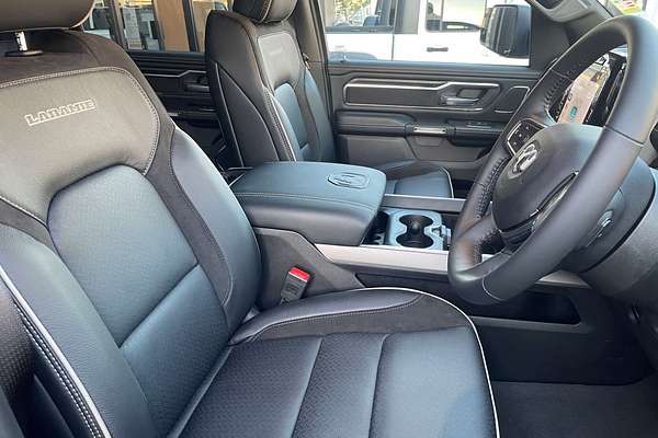 2024 RAM 2500 Laramie DJ 4X4