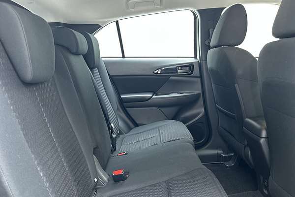 2020 Mitsubishi Eclipse Cross ES YB thumb-11