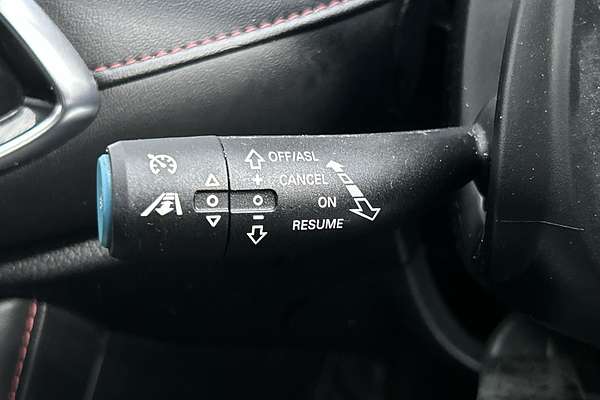 2022 MG HS Vibe SAS23 thumb-17